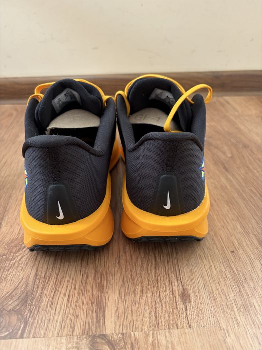 Nike Quest 6 ES 42.5