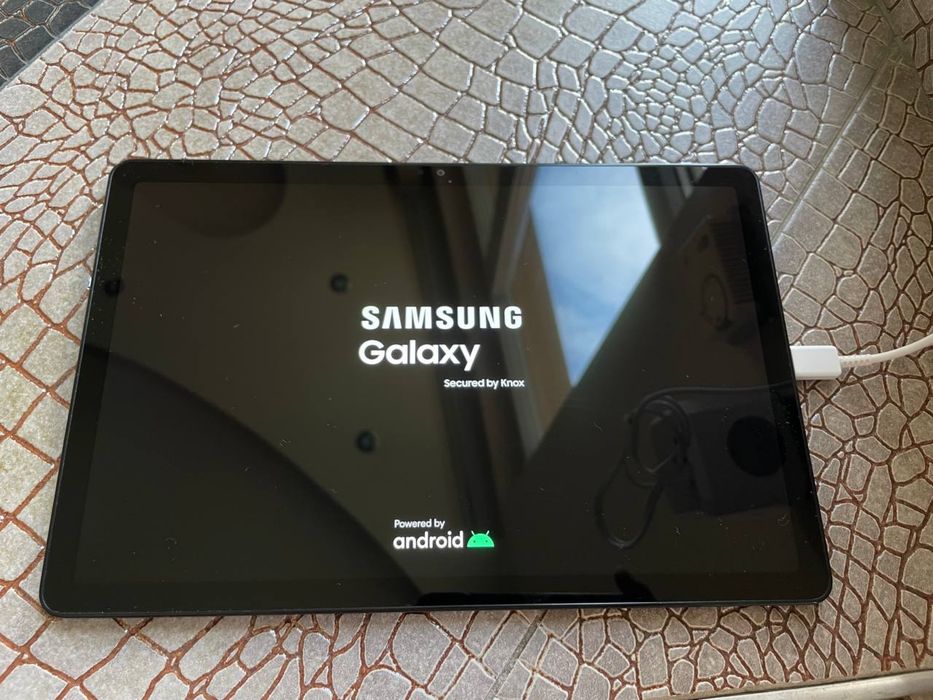Samsung Galaxy Tab A9+ 11" 128GB, като нов, пълен комплект