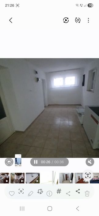 Casa de vanzare compusa din 2 camere  , bucatarie , living si baie