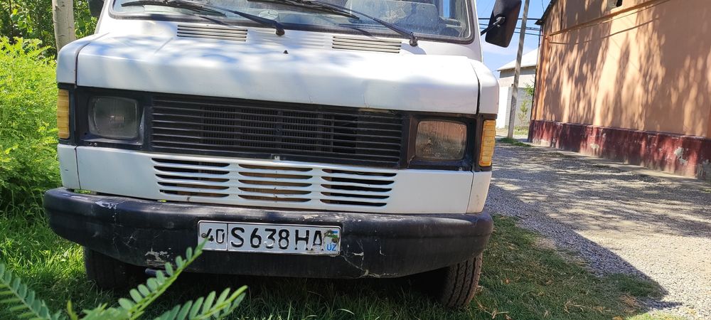 Мерседес Бенс спринтер