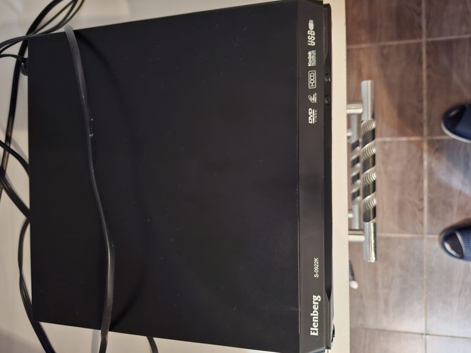 Продам дивиди плеер