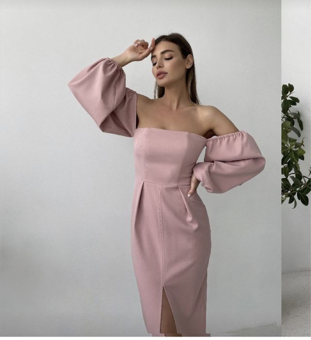 Платье бренда 2me