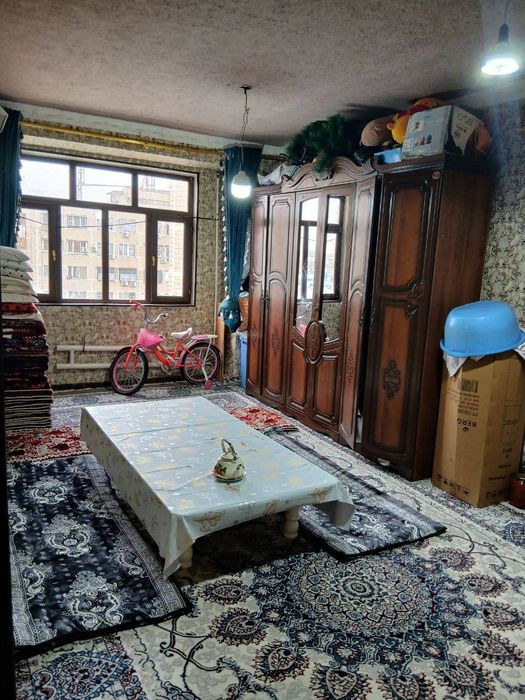 Сергели 3 2/8/9 сотилади