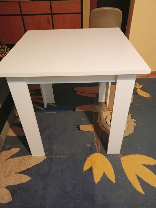 Se vinde masa demontabilă