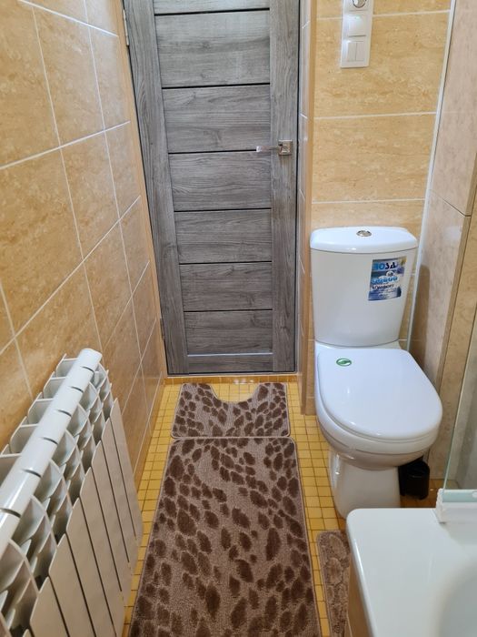 Двухкомнатная в 6 мкр