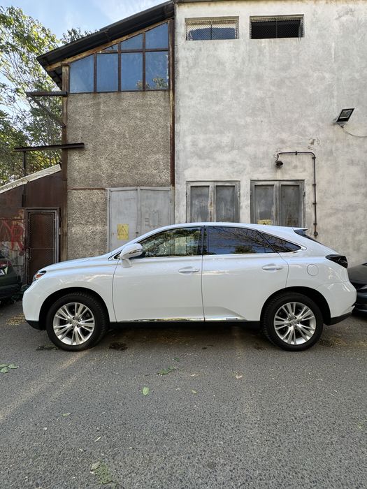 Lexus RX 450H vand sau schimb pe rx mai nou