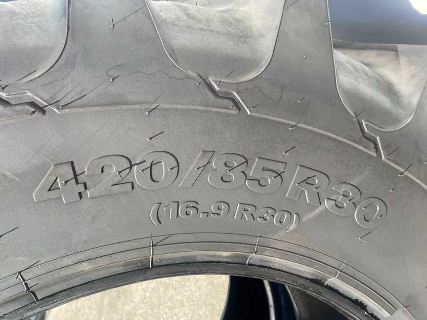 Cauciucuri noi pentru tractor spate 420/85R30 Radiale  16.9-30