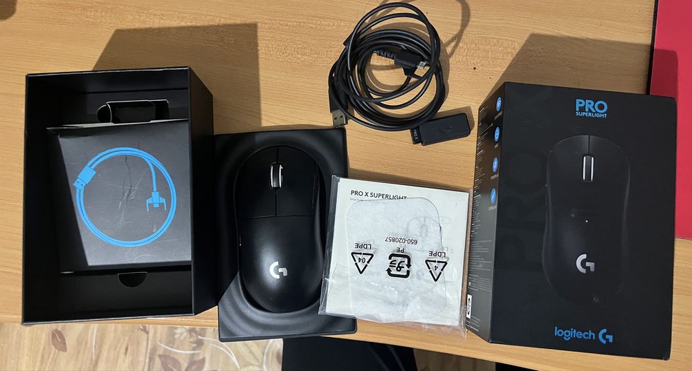 Мышка Logitech Pro x superlight