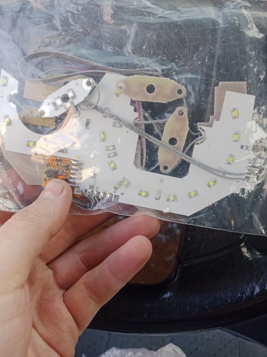 Пересвет в приборную панель ваз 2114