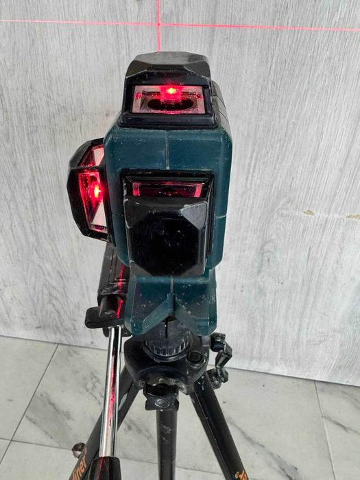 Линеен лазерен нивелир BOSCH GLL 3-80 P Professional
