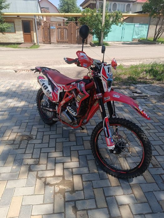 Эндуро мотоцикл Bek moto