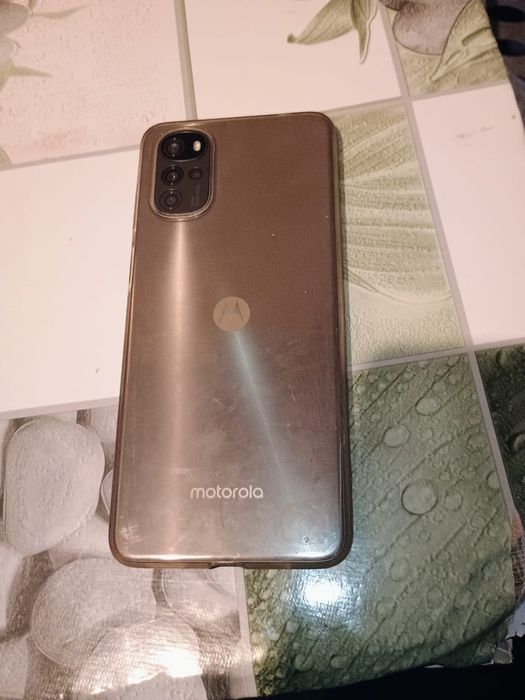 Продам моторолуg22