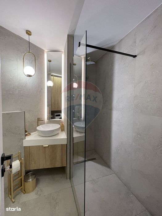 Apartament renovat, prima inchiriere, Piata Alba Iulia