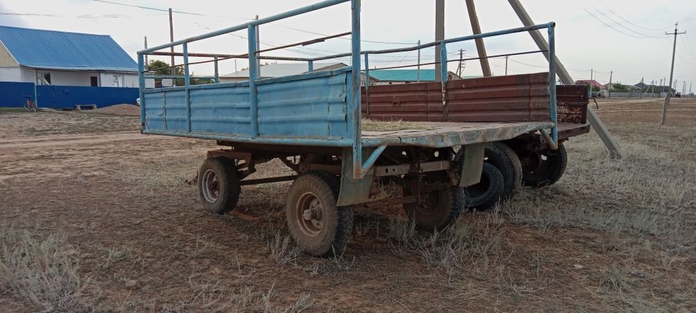 Прицеп сатылады.