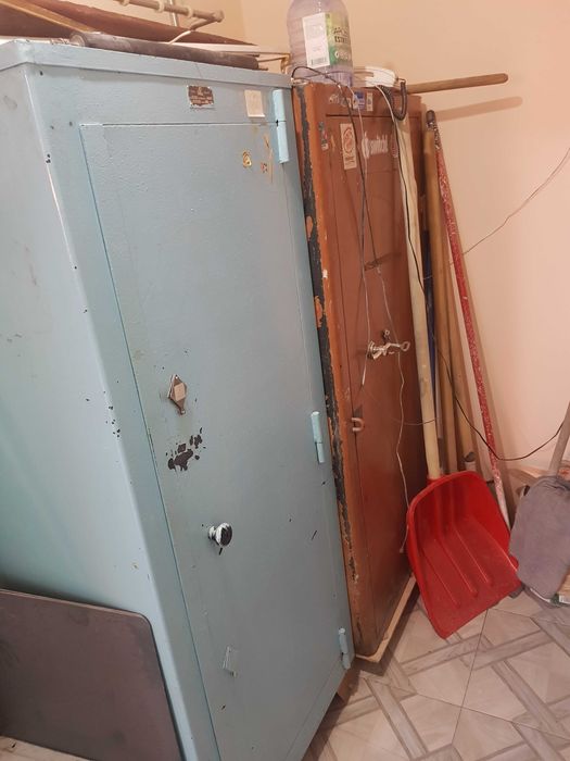 Продам сейфы советские.