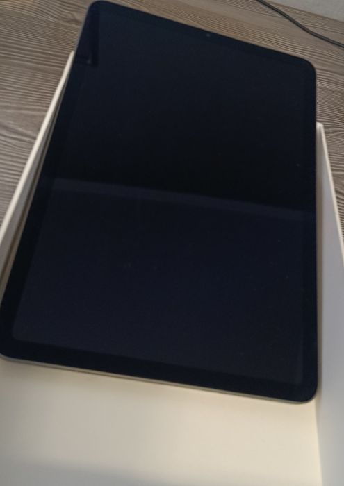 IPad Air 5(2022) Серый 64гб.  + Apple pencil 2