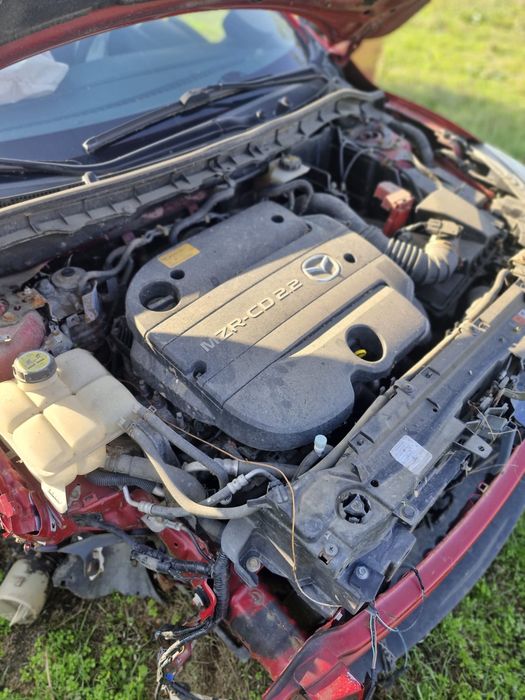 Dezmembrez Mazda 3 2.2 diesel 185 cai