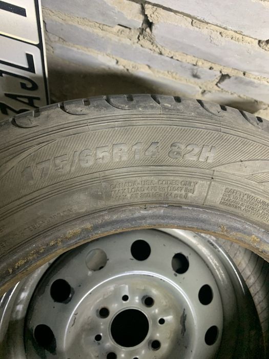 Продам резину летнюю R14
