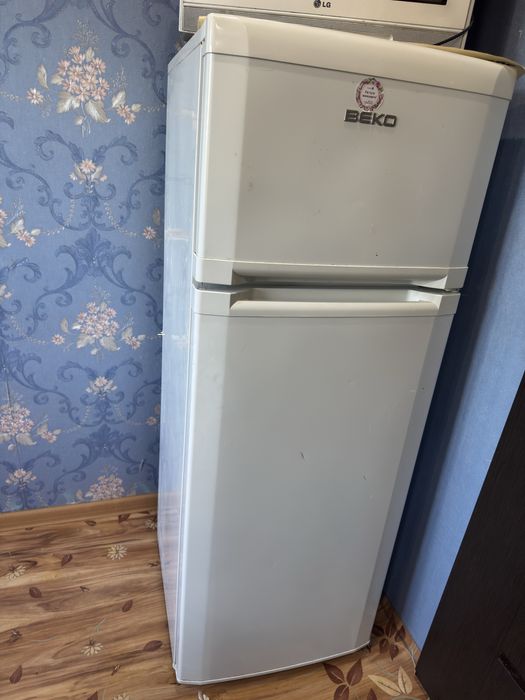 Холодильник beko