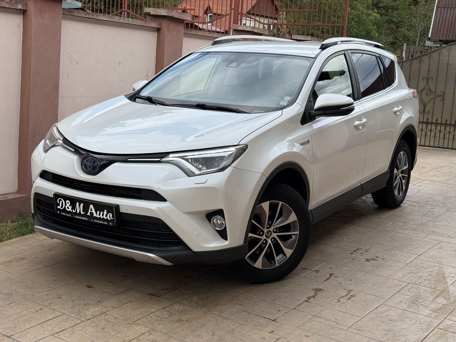 Toyota RAV4 HYBRID  157.000 km Alb Perlat cu RAR efectuat