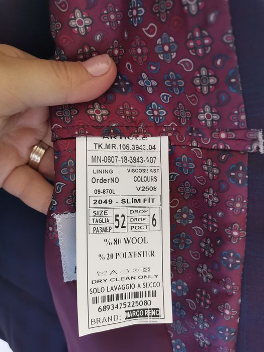 Costum elegant, cu vestă