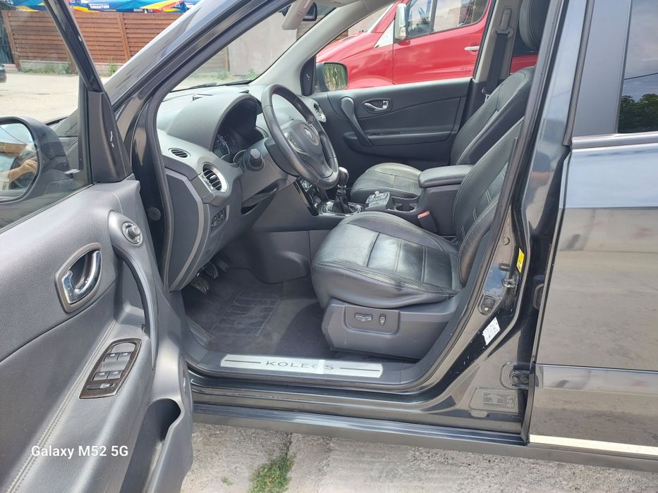 Renault koleos 2.0 dci 4×4 /Initiale Paris.