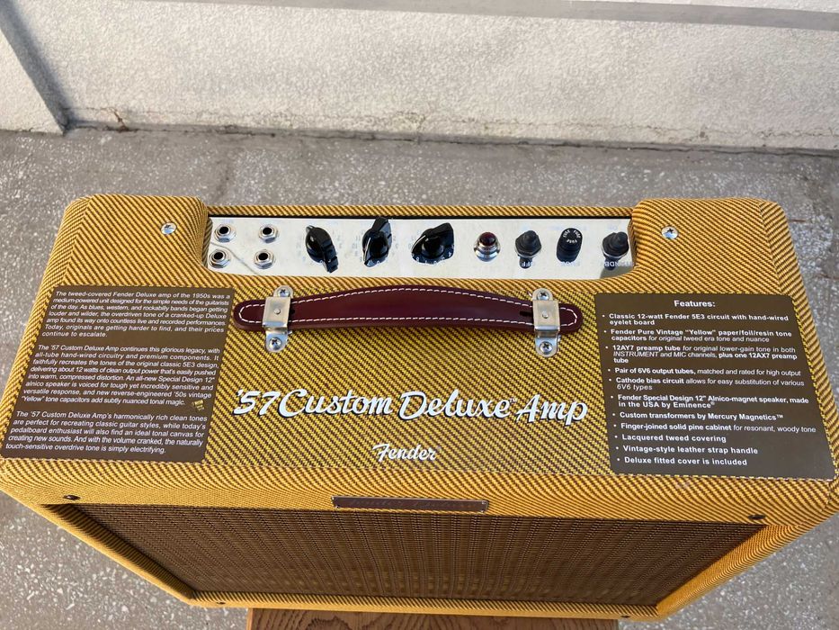 Легендарный гитарный ламповый комбоусилитель Fender '57 Custom Deluxe