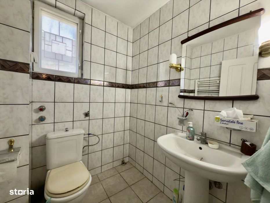Vila spatioasa P+1+M de vanzare in Agigea | Teren 658 mp | Acces din 2