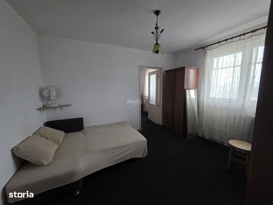 Apartament 2 camere, etaj intermediar, Piata Alexandru cel Bun