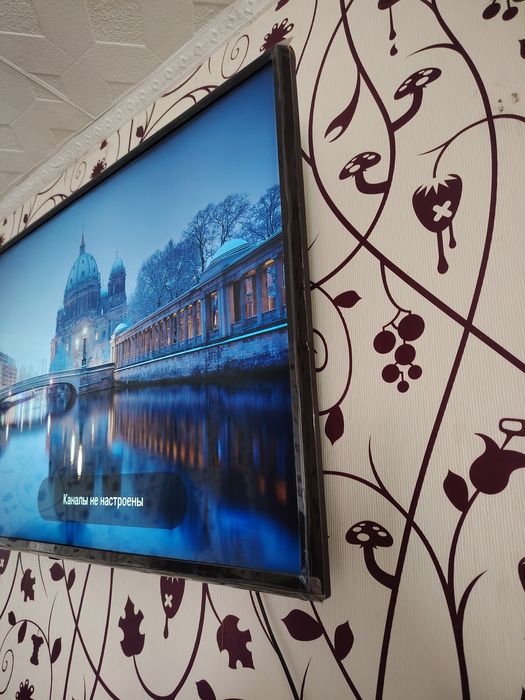 Телевизор LG продам