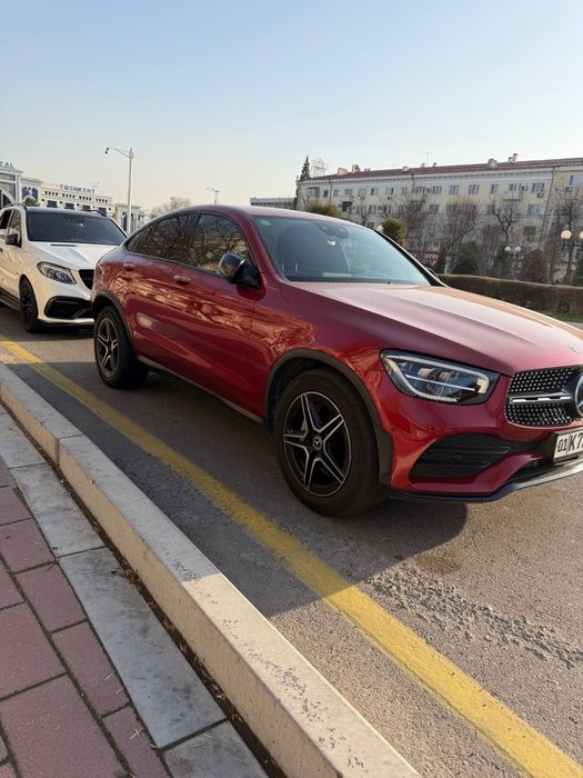 Mercedes GLC  300 coupe 4-matic 2019 год