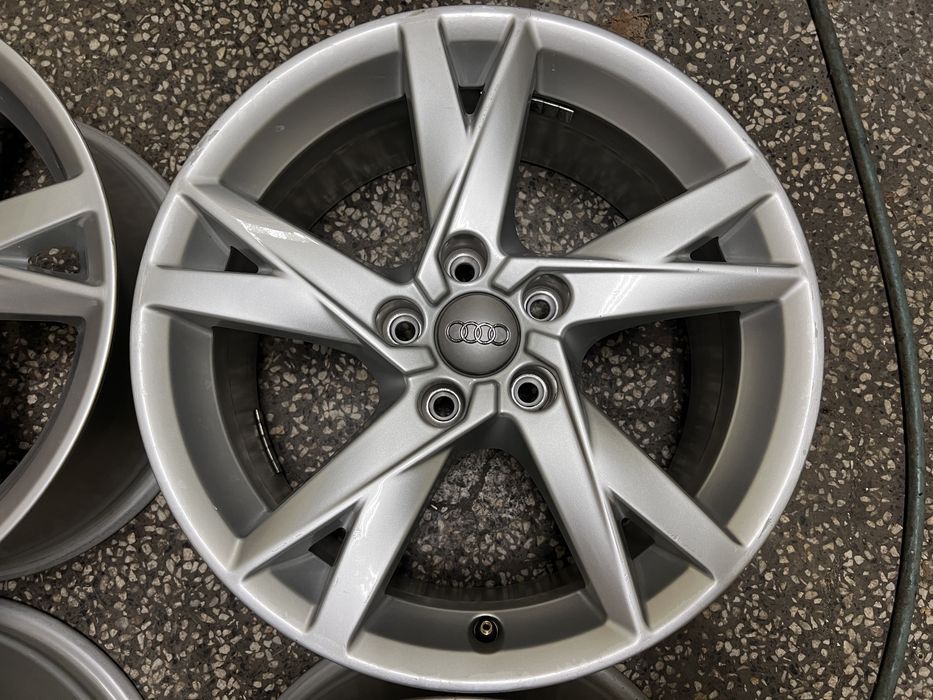 Джанти за Ауди Audi Оригинални от A4 B9 17” 5x112 7.5j ET38 66.5мм