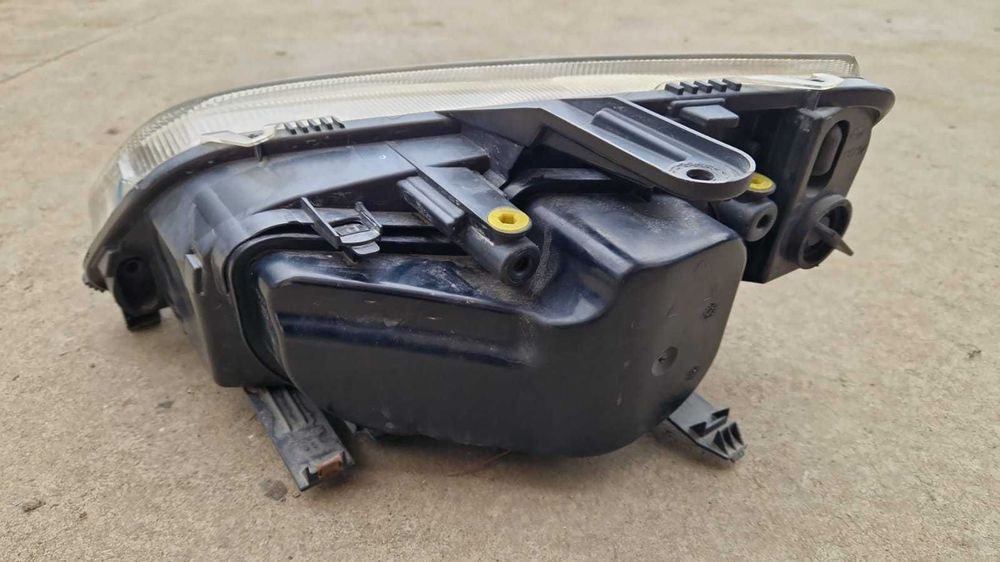 Far dreapta Ford C-Max