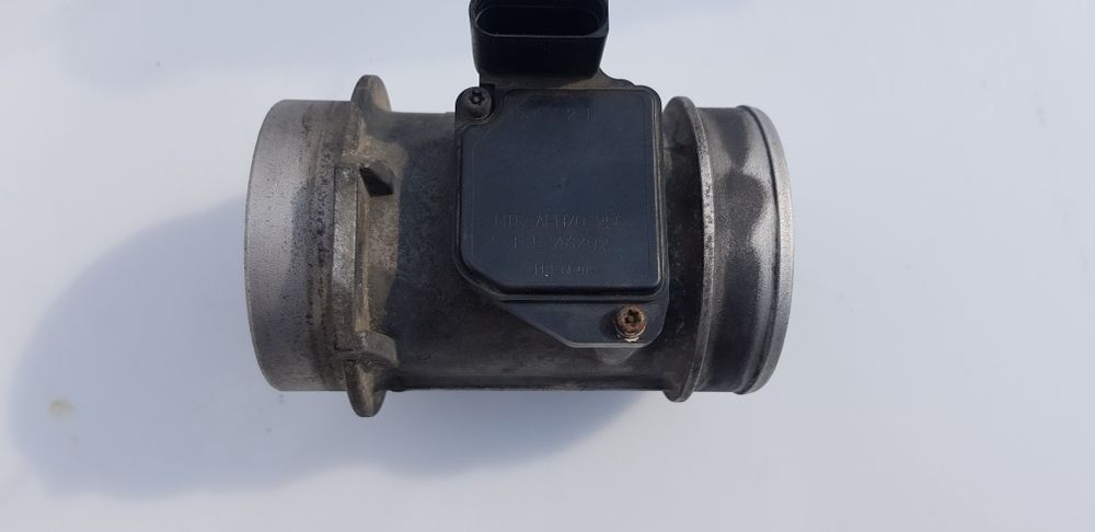 Debitmetru Aer Vw Passat B5.5 Audi A6 C5 Audi a4 B6 2.5 TDI 0599064610