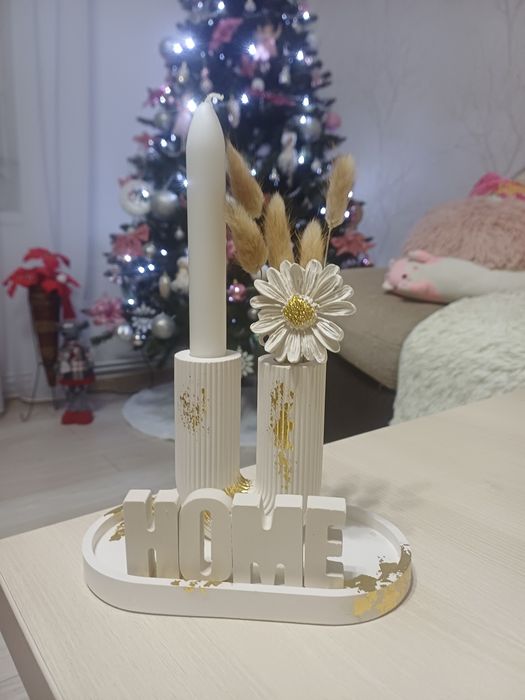 Decoratiune din ipsos