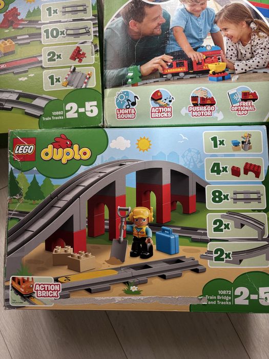 Set 3 cutii Lego Duplo: tren / gara, pod, extensii sine