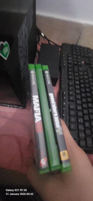 Xbox one 512gb - Urgent!