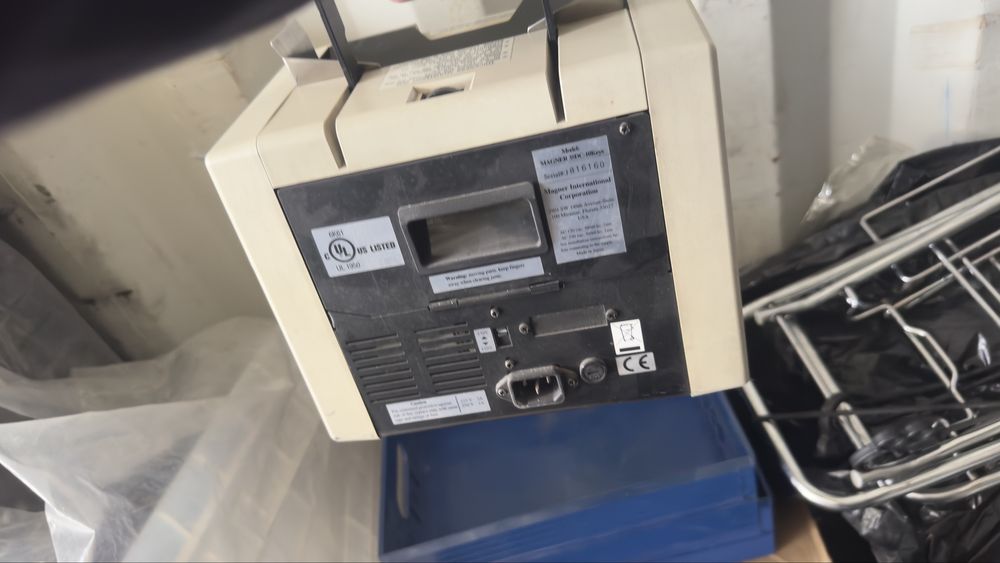 Счетная машинка.