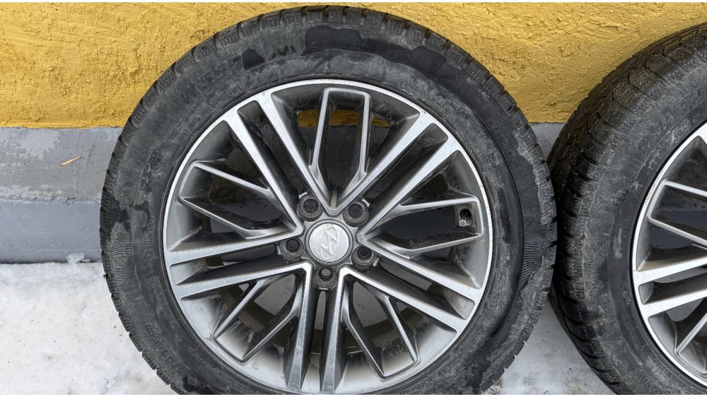 Титанка с зимней покрышкой Hyundai Grandeur