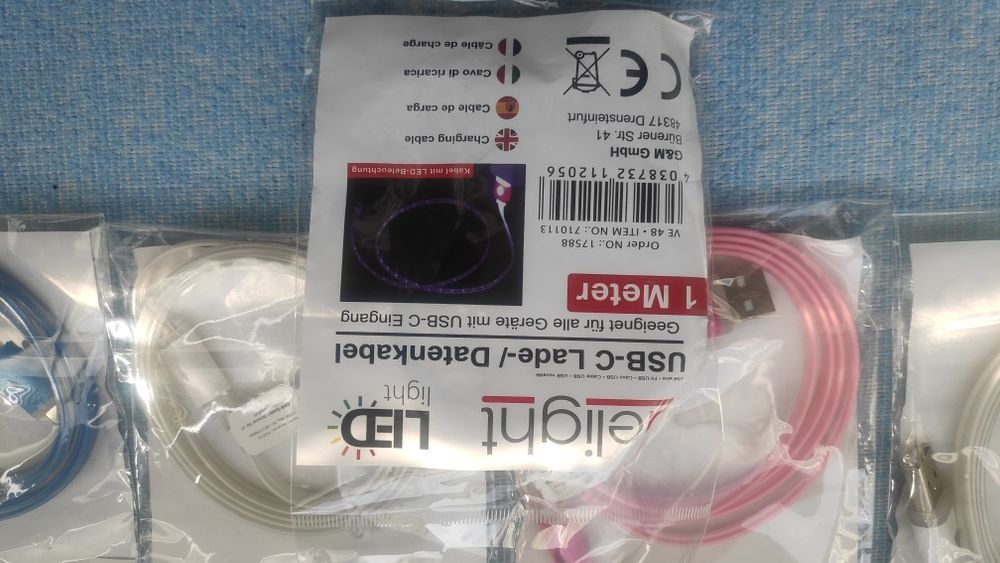 LED кабел за зареждане. USB-C