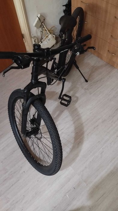 Vând bicicleta velors