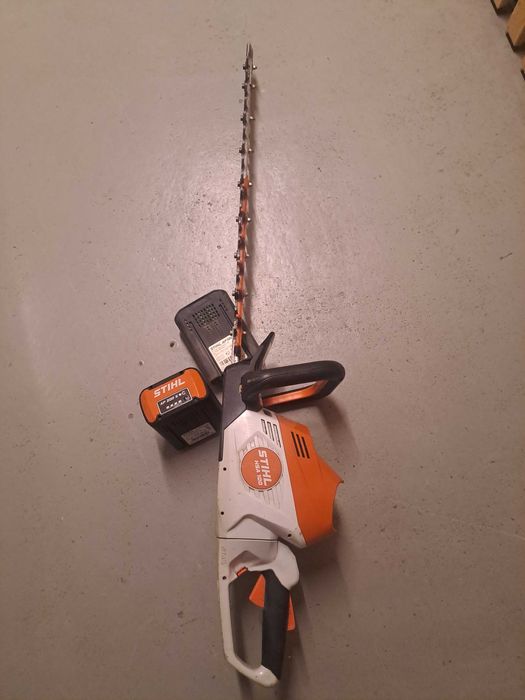Stihl HSA 100 + 2x Acumulatori