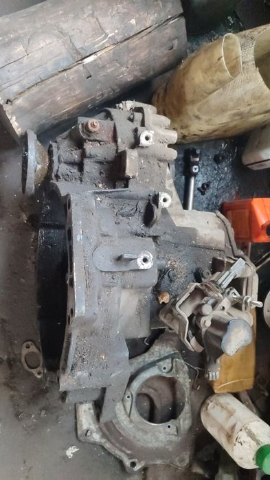 МКПП фольцваген пасат 1.8