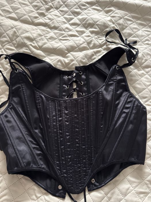 Продаю красивый корсет