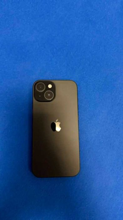 iPhone 15 256GB Black/Pink Като Нови