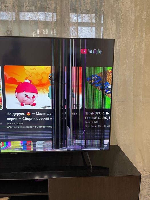 Смарт телевизор Samsung 65" (165см)