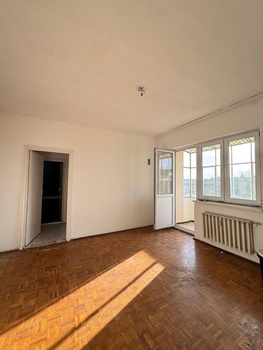 Vând apartament 3 camere ultracentral