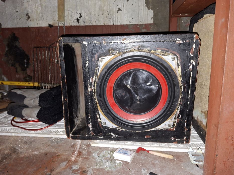 Сабвуфер Mistery