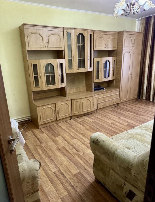 Apartament 3 camere decomandat | Oltenița, Bvd. Mărășești | Etaj 3/4 | Centrală proprie