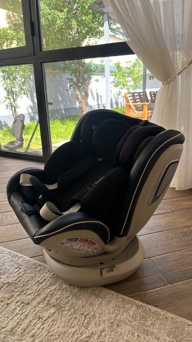 Детское кресло для авто